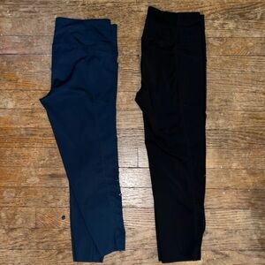 Bundle athletic leggings Pair of 2 Black, Navy Blue Cropped Juniors Small